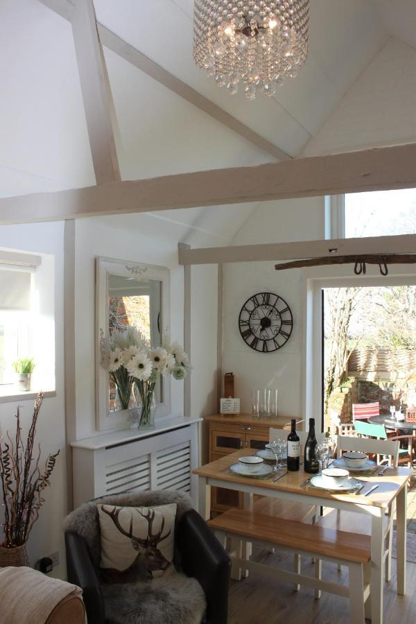 Beautiful Barn Conversion, 3 Bed, Hot Tub, Sauna, Gym, Enclosed Garden Ryde (Isle of Wight) Exterior foto
